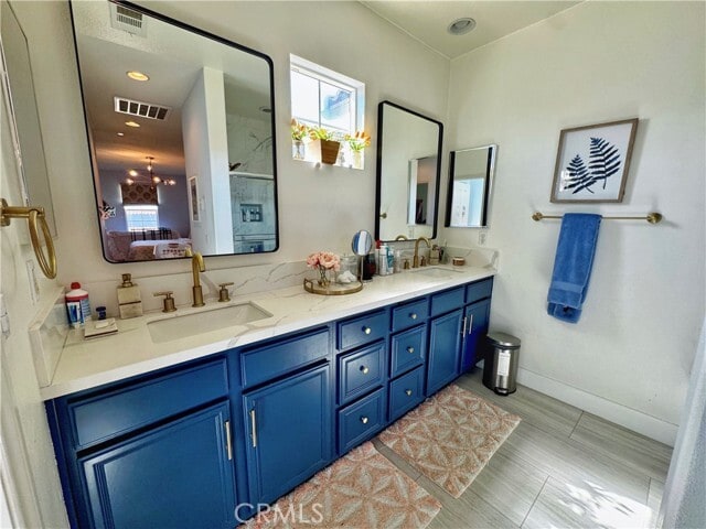 Building Photo - 10522 Poinsettia Ln