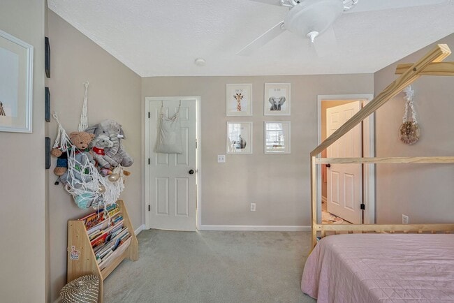 Building Photo - 412 Flintlock Ct