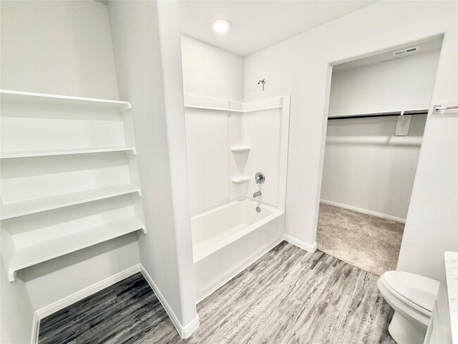 Building Photo - 1395 Rd 5102