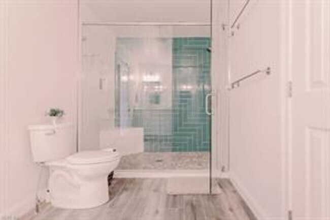 Building Photo - Gorgeous 4 bed, 3 bath in Great Bridge!