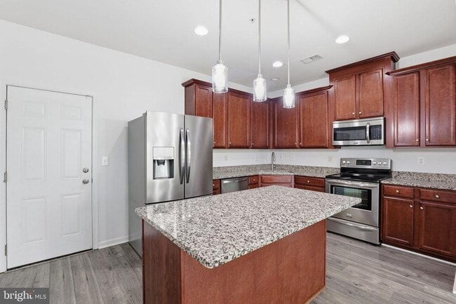 Building Photo - 14814 Mason Creek Cir