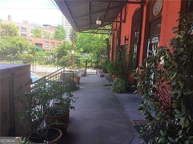 Building Photo - 161 Mangum St SW