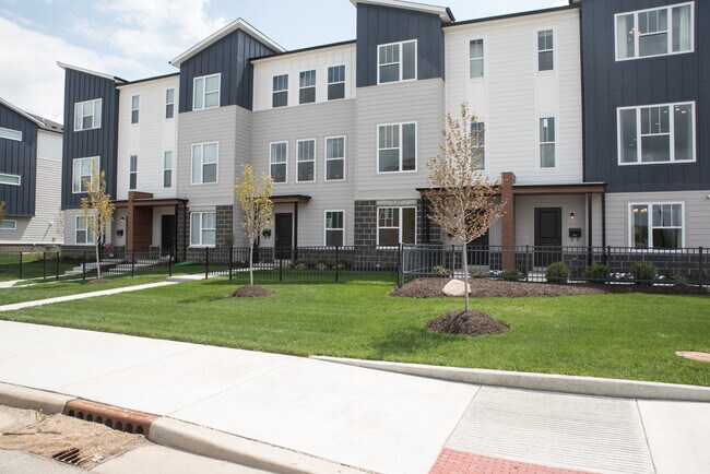 Building Photo - 2949 Kirkbride Way