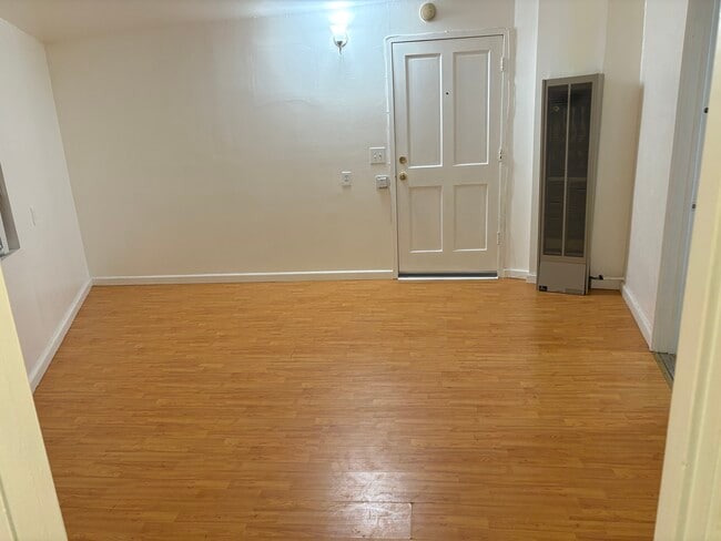 Building Photo - 3334 Altura Ave