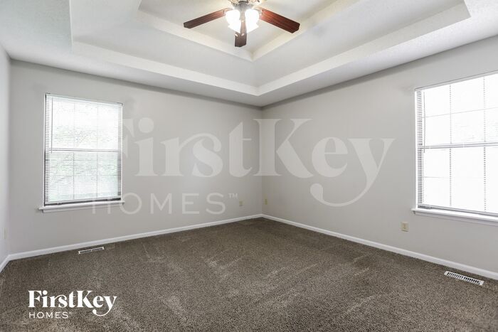 Building Photo - 517 SE Onyx Dr