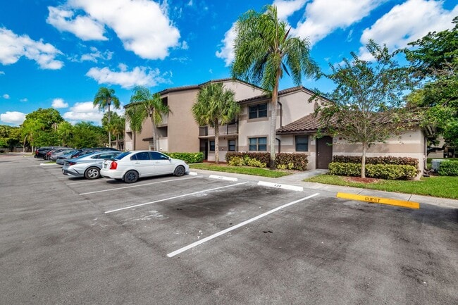 Building Photo - Fully Renovated Corner 1/1 “Villa” with Ba...