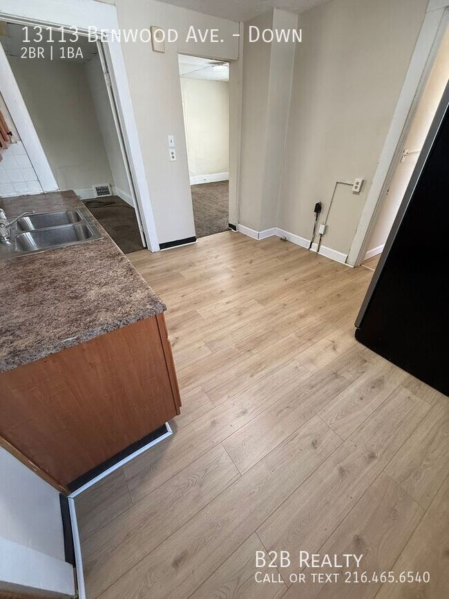 Building Photo - 13113 Benwood Ave