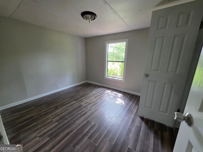 Building Photo - 1577 Corinth Poseyville Rd