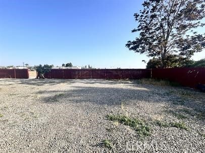 Building Photo - 1190 S San Jacinto Ave