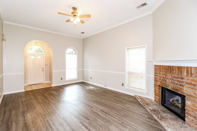 Building Photo - 594 E Ashley Glen Cir