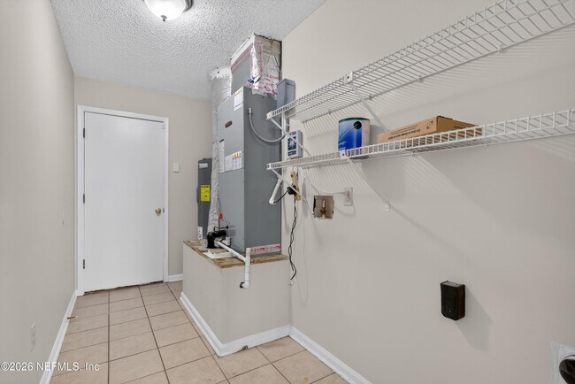 Building Photo - 400 Ashcroft Landing Dr