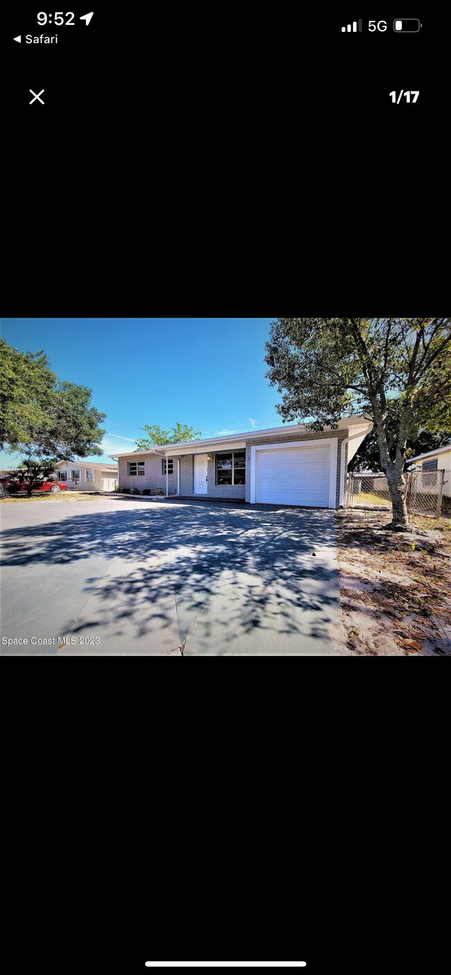 Building Photo - 2223 Smathers Cir S