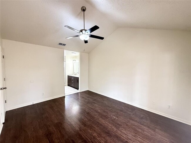 Building Photo - 159 Stillwater Dr