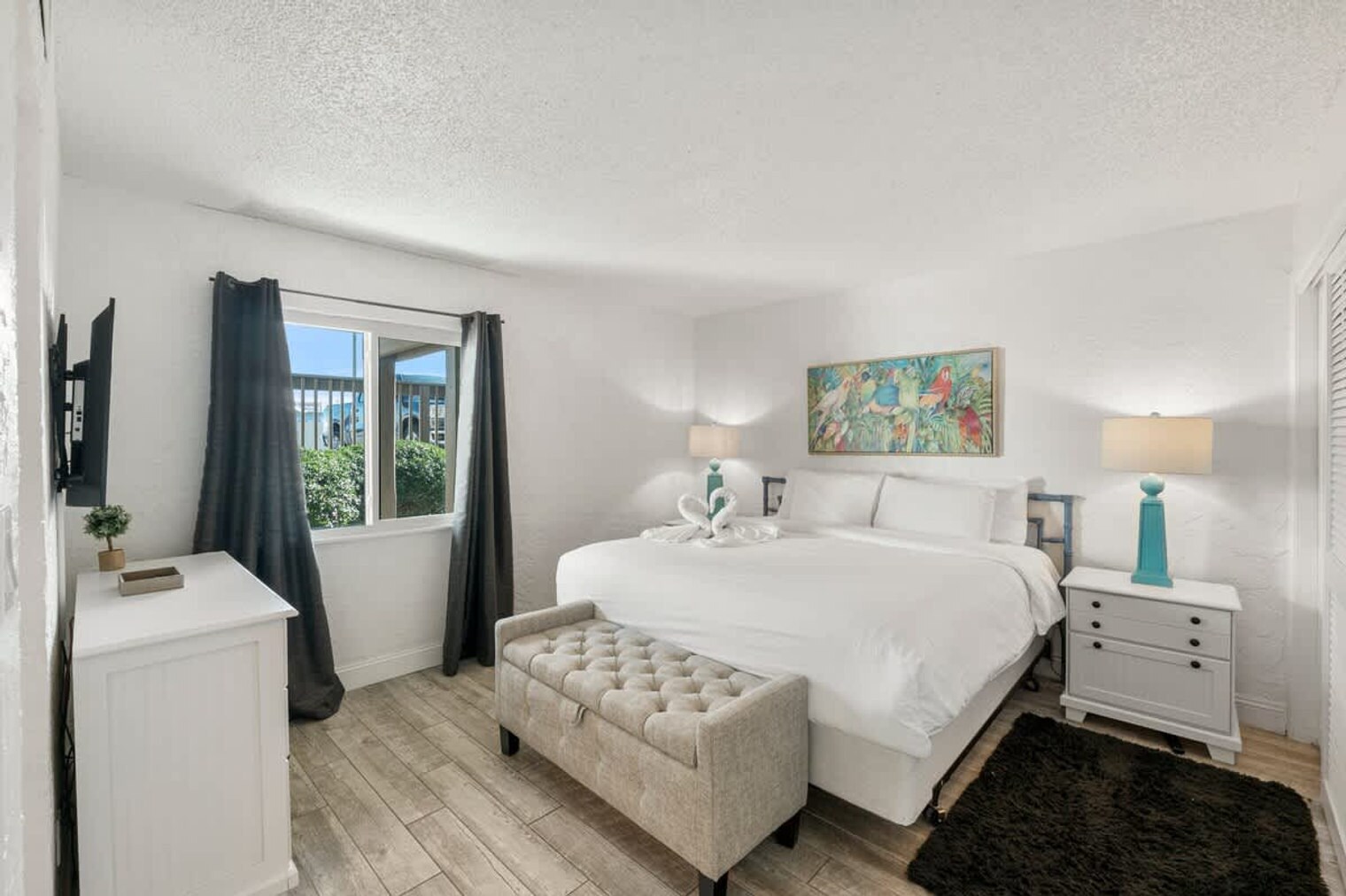 Building Photo - 8727 Thomas Dr