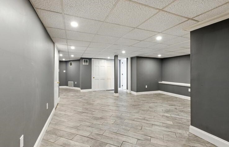 Building Photo - 547 Broadway