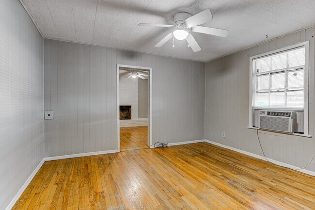 Building Photo - Midtown 1BR with appliances included