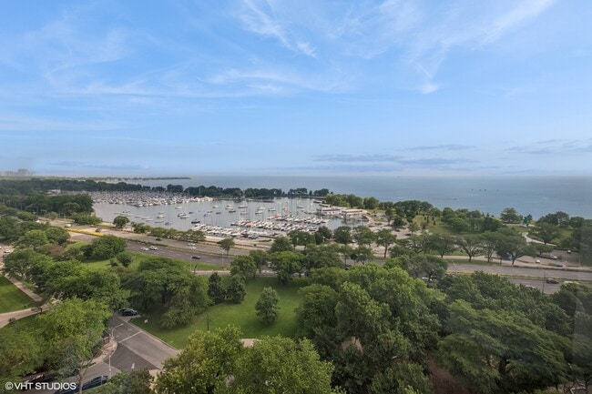 Building Photo - 3100 N Lake Shore Dr