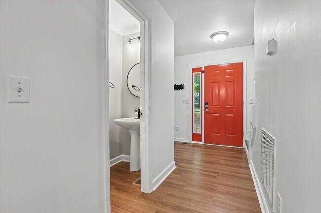 Building Photo - 4204 High Mountain Dr