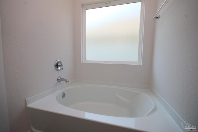 Building Photo - 5788 Danbury Blvd