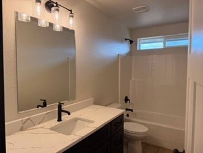 Building Photo - 6170 Ballantree Lp