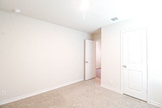 Building Photo - 21143 Gravel St