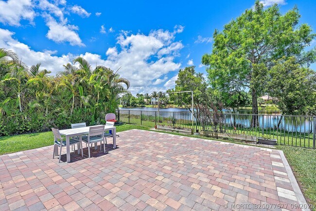 Building Photo - 119 Whale Cay Way