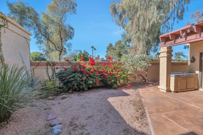 Building Photo - Gorgeous Furnished Home in McCormick Ranch