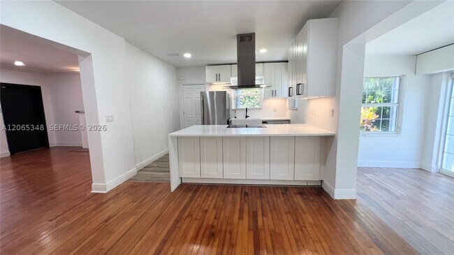 Building Photo - 229 Cadima Ave