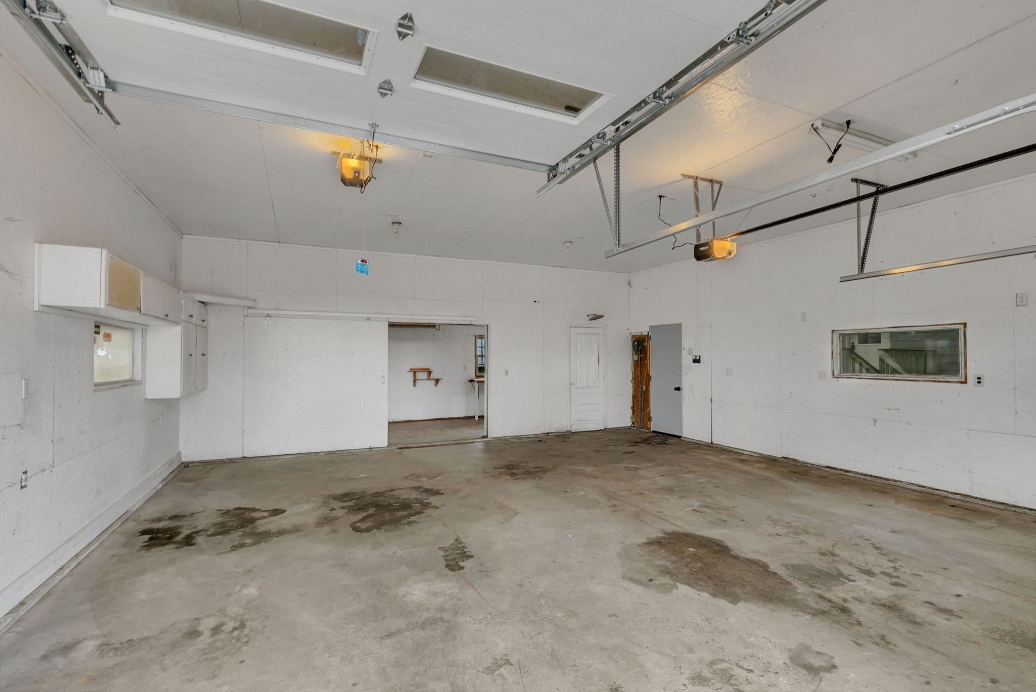 Building Photo - 355 Central Ave N