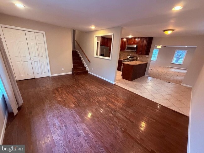 Building Photo - 14 Washington St