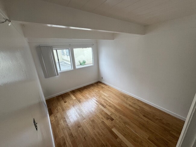 Floorplan - 5415-5469 San Vicente Blvd.