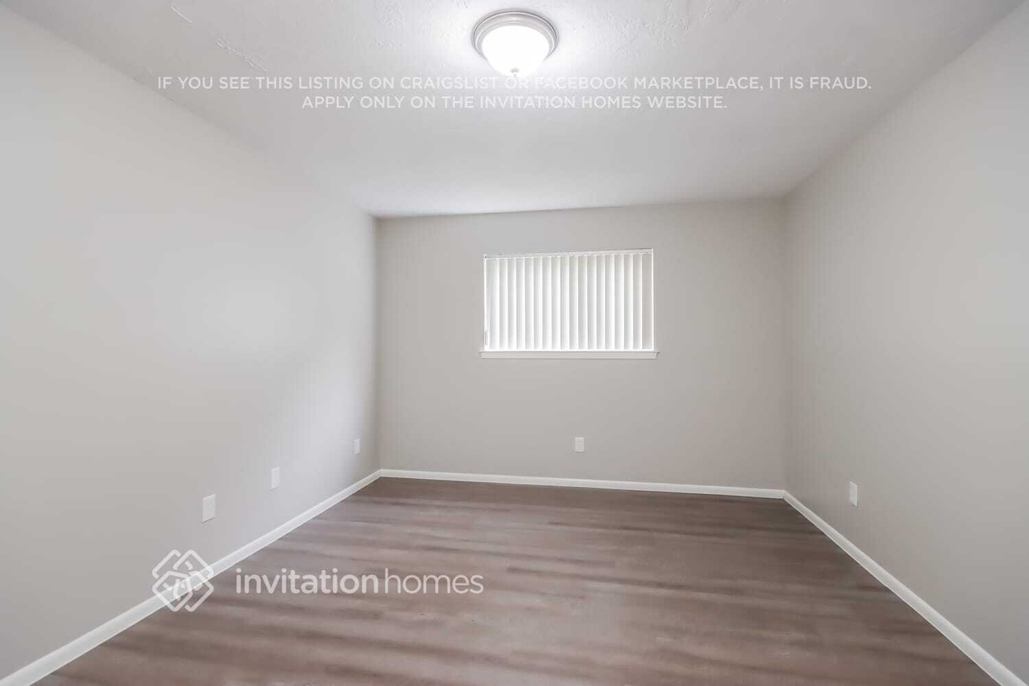 Building Photo - 240 Point Clear Dr