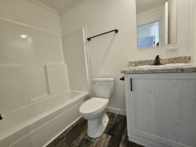 Building Photo - 1029 Myakka Dr