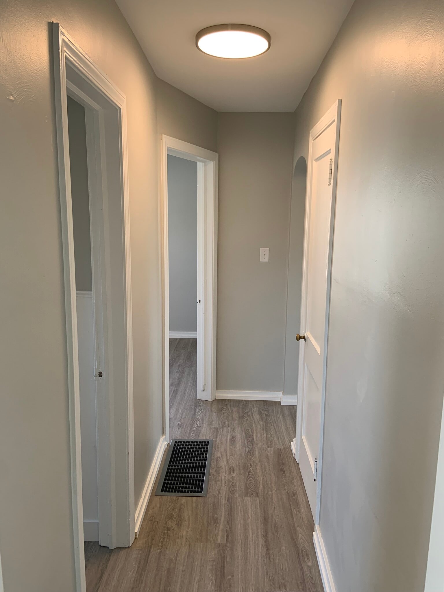 Building Photo - 343 E Lakewood Blvd