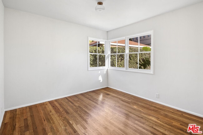 Building Photo - 10712 Clarkson Rd