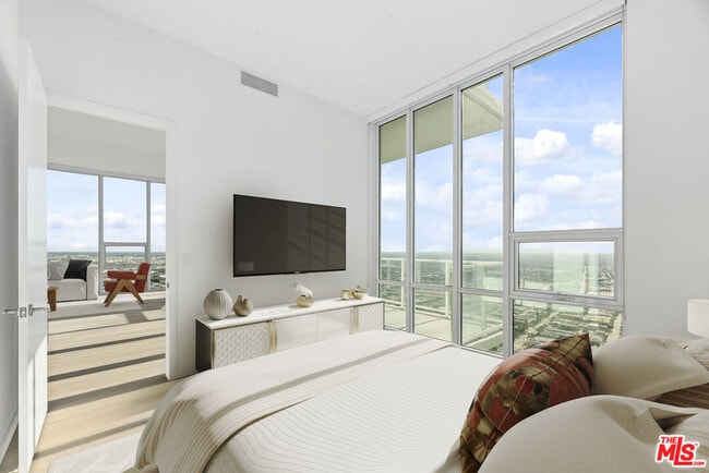 Building Photo - 230 W Olympic Blvd