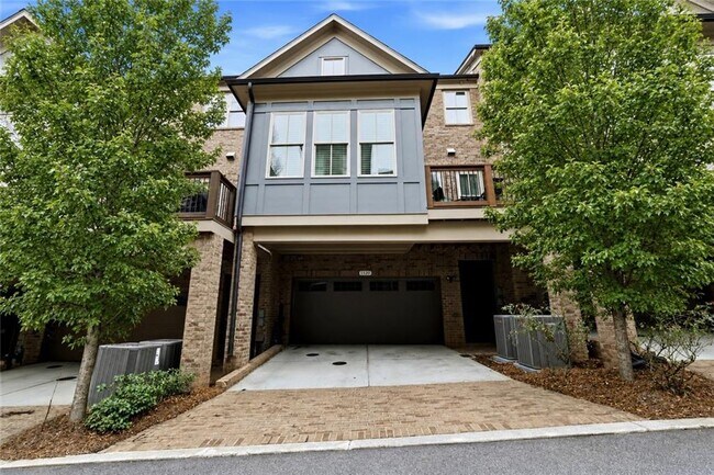 Building Photo - 1120 Cordia Ave