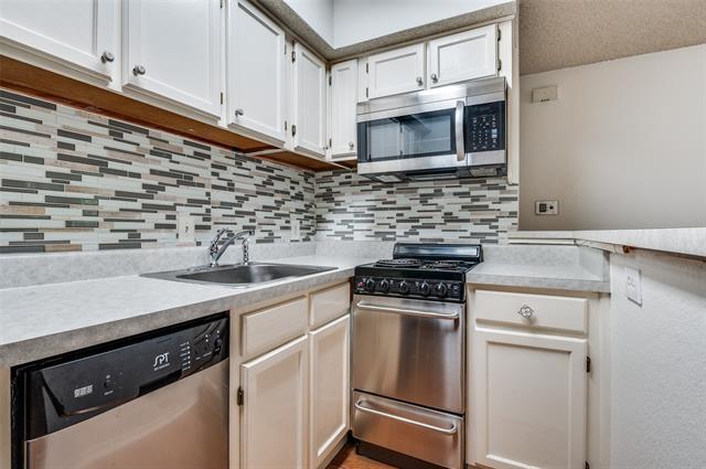 Primary Photo - 2311 Basil Dr