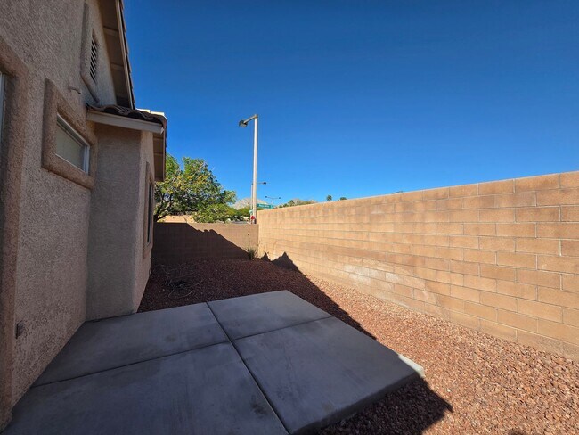 Building Photo - One Story Home in Summerlin