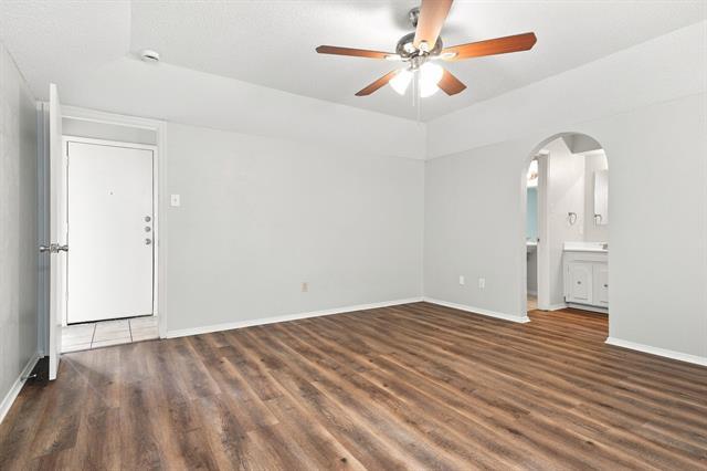 Building Photo - 408 Cavender Ct
