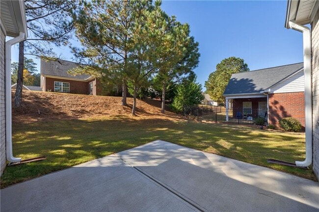 Building Photo - 853 Crossroads Ct