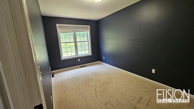 Building Photo - FREE July Rent for this Quiet, Four Bedroo...