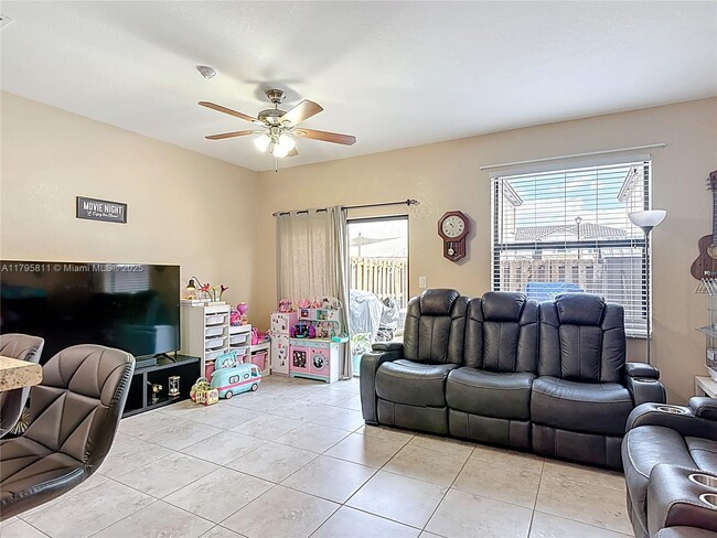 Building Photo - 15073 SW 115th Terrace
