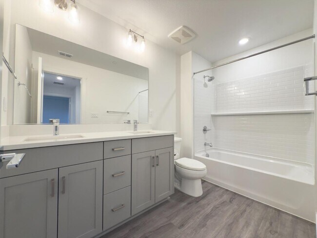 Building Photo - 1303 Besra Ter