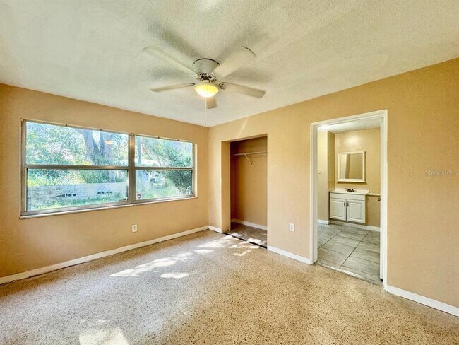 Building Photo - 2511 Imlay Ct S