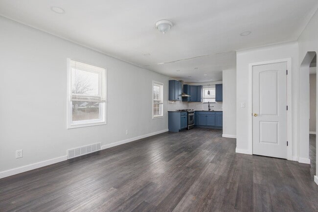 Building Photo - 12026 Wayburn St