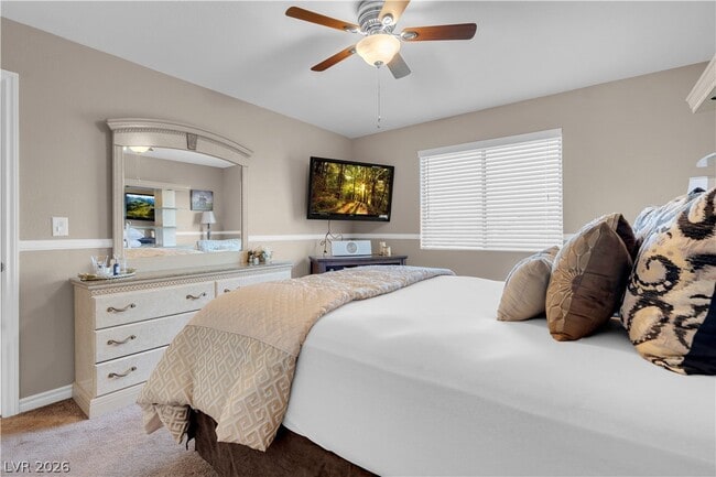 Building Photo - 3949 N Rhine Way