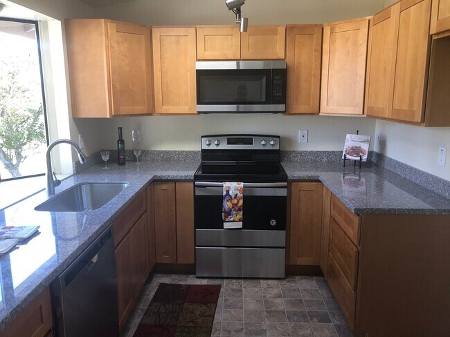 Building Photo - ***PENDING APPLICATION***Charming 2 Bedroom, 2 Bonus Room Home with Beautiful Water view from Por...