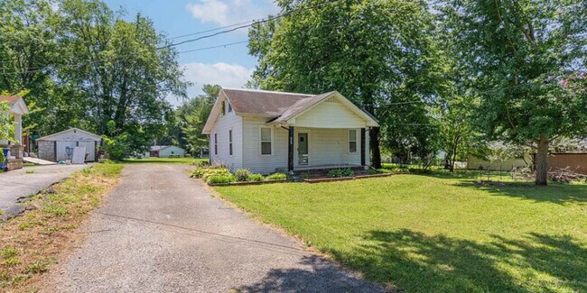 Primary Photo - 1252 Oliver St