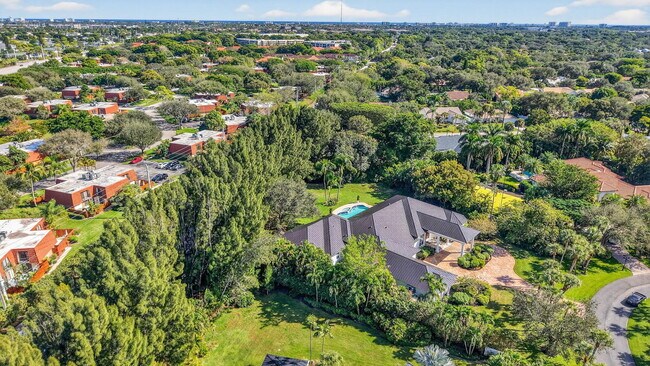 Building Photo - 16164 Bridlewood Cir